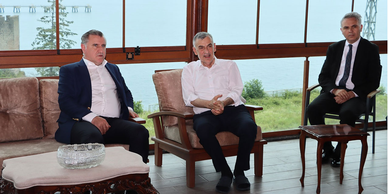 Bakan Bak’tan İl Genel Meclis Üyesi Basa’ya Taziye Ziyareti