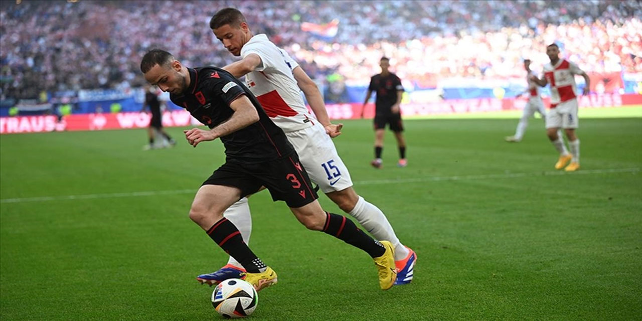 Hırvatistan uzatma dakikalarında yıkıldı, Arnavutluk bir puanı kurtardı