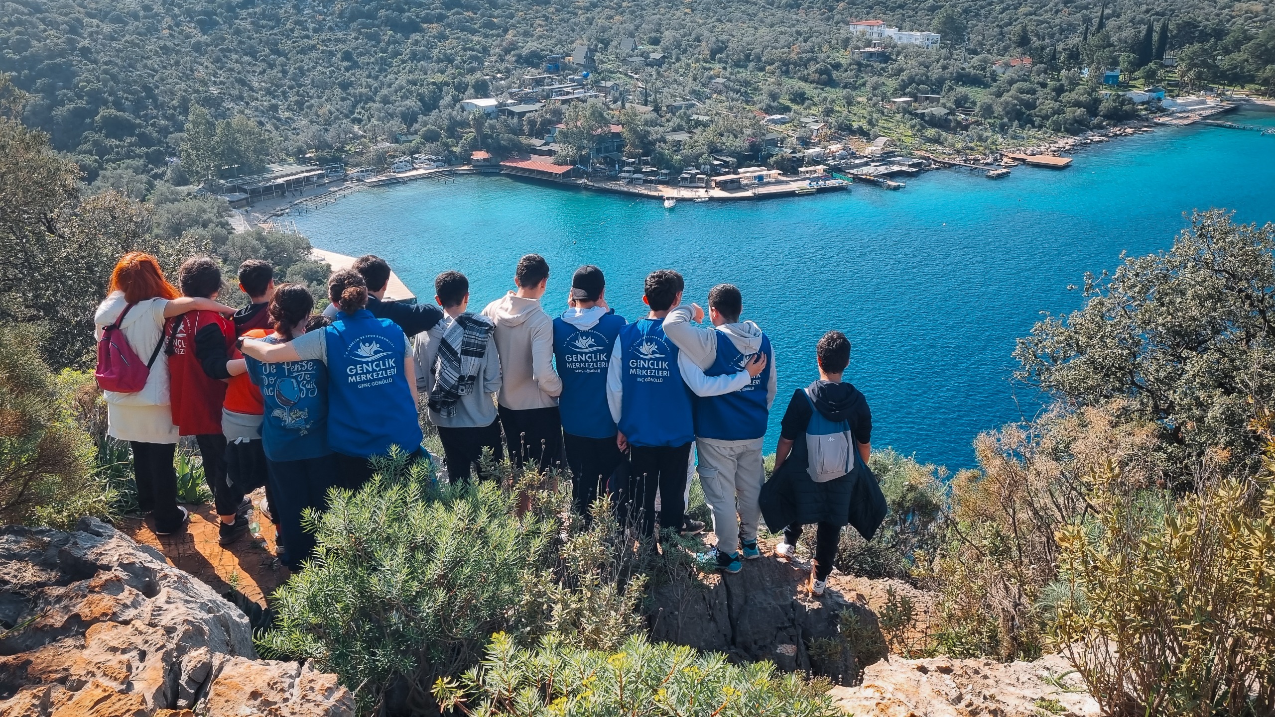 Bakan Bak'tan 'Gençlik Yaz Okulları' müjdesi