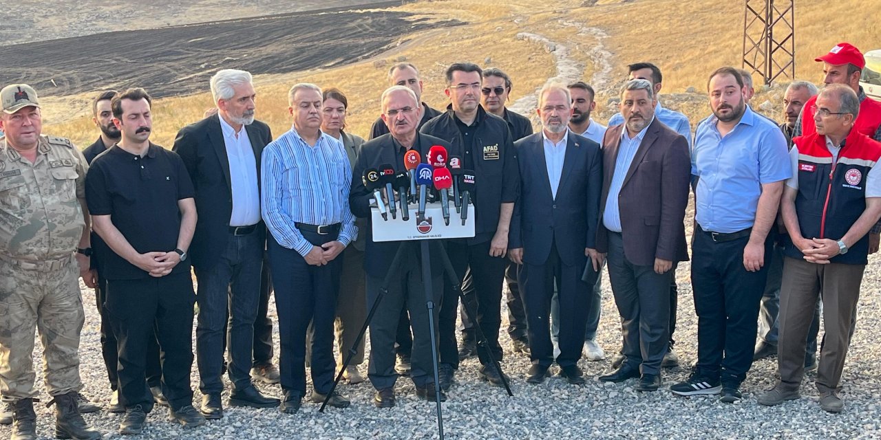 İçişleri Bakan Yardımcısı Karaloğlu: Yangının Çıkış Nedeni Araştırılıyor