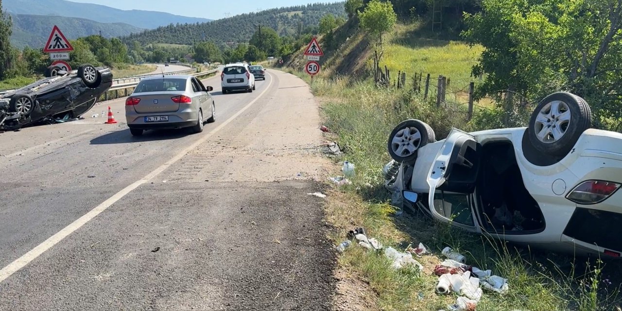 Karabük'te İki Otomobil Çarpıştı: 1 Ölü, 5 Yaralı
