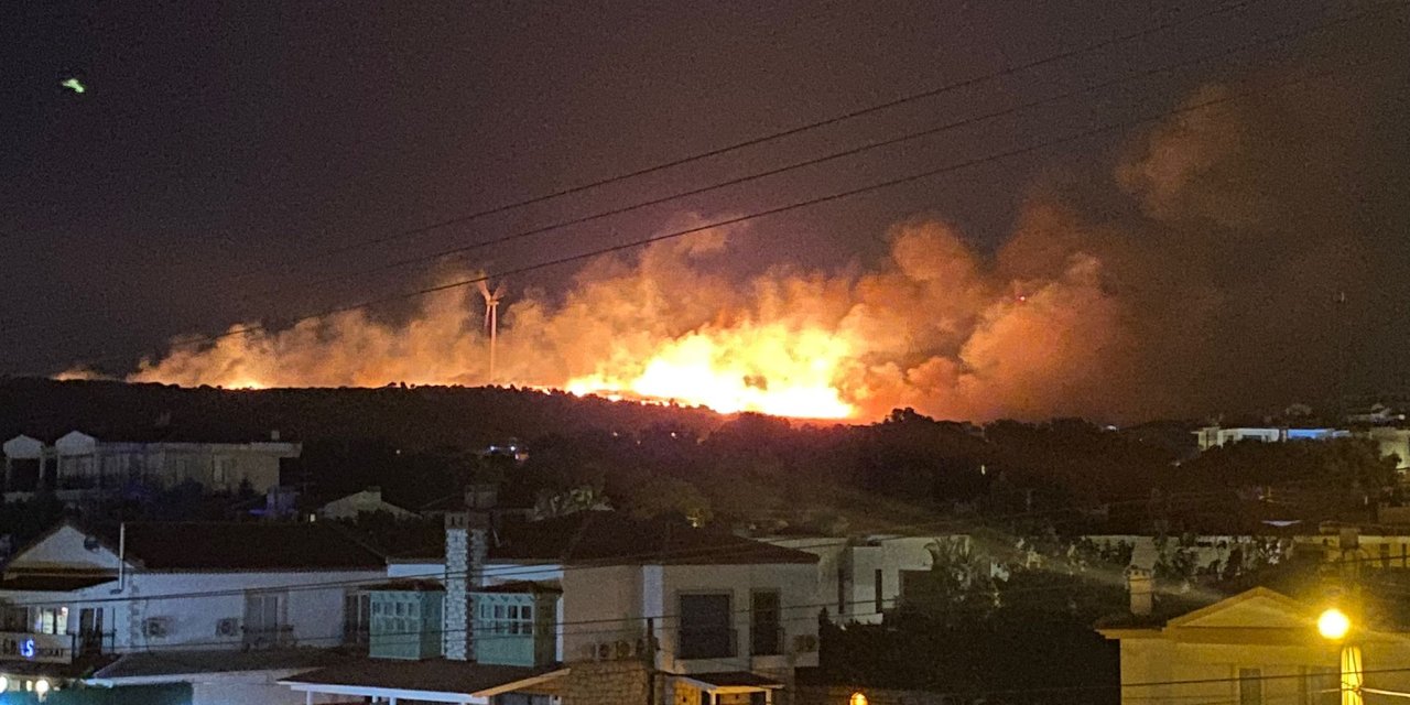 Çeşme'de Makilik Alanda Yangın