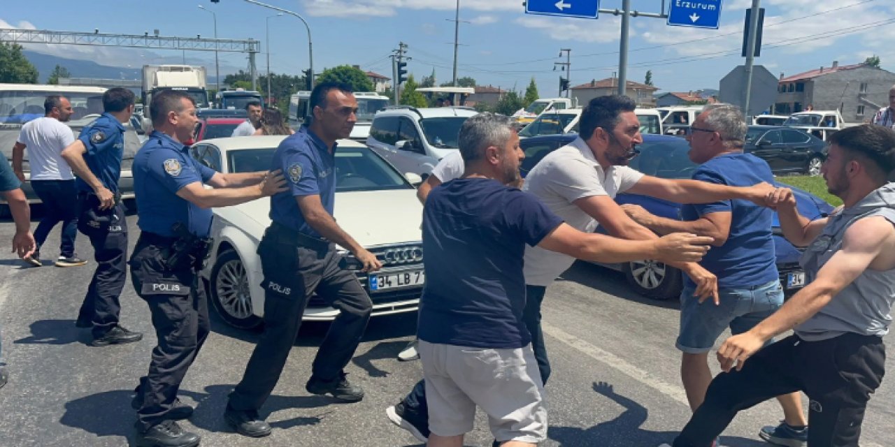 Tokat'ta Yumruklu 'Yol Verme' Kavgası Kamerada