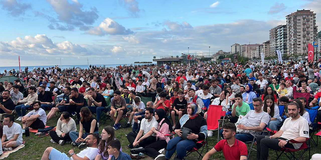 Rize, Milli Maçta Tek Yürek Oldu