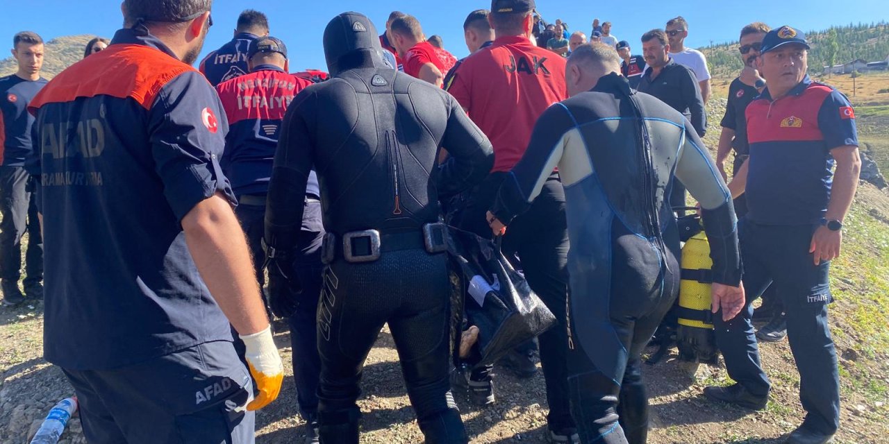 Girdiği Baraj Gölünde Boğuldu