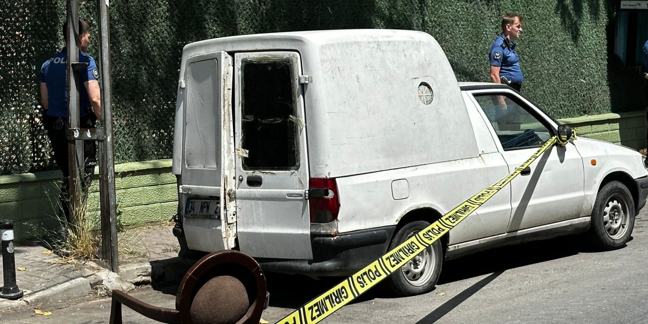 İstanbul-ataşehir'de 10 Yıldır Yaşadığı Aracında Ölü Bulundu