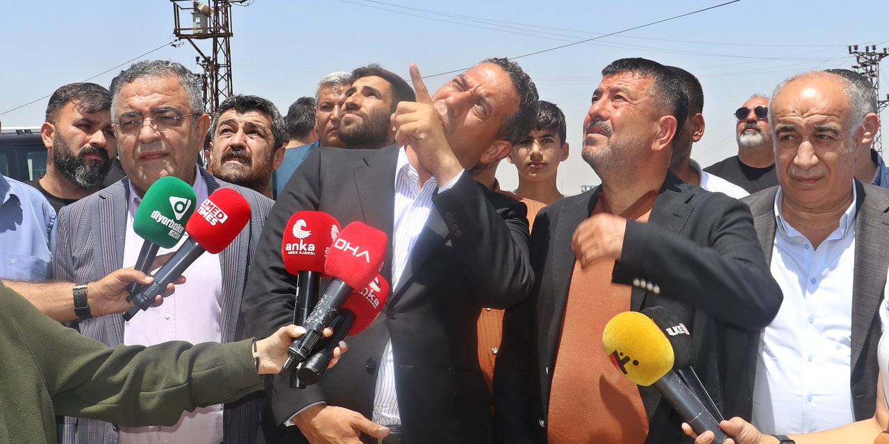 Chp Heyeti, Mardin Ve Diyarbakır Sınırındaki Yangın Bölgesinde