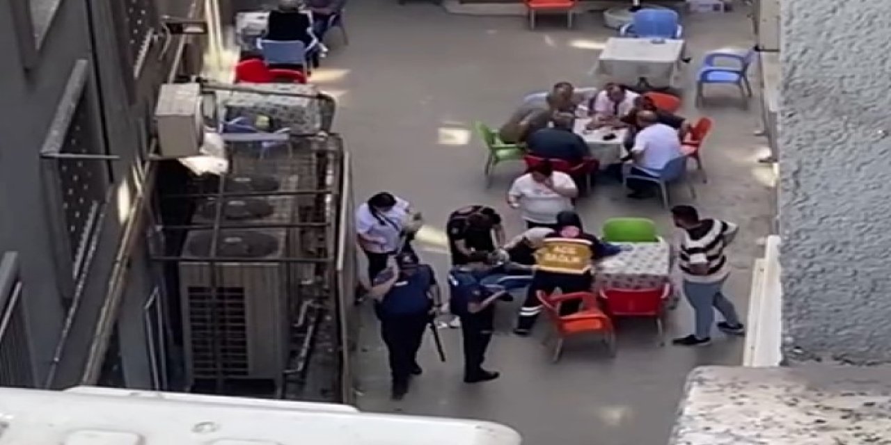 Çay Ocağında Oturan Kadın, Eski Sevgilisinin Bıçaklı Saldırısında Yaralandı