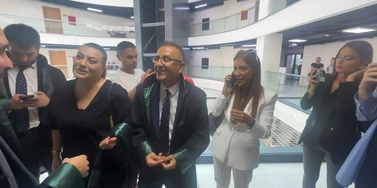 İstanbul- Banu Parlak'ın Güzellik Merkezine Saldırı Davasında Dilan Ve Engin Polat'a Tahliye Kararı-2 (Ek Bigiyle)