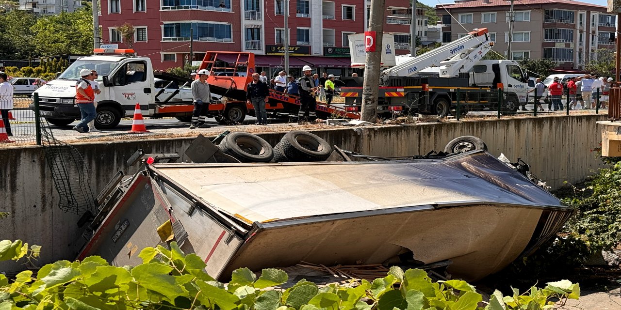 Samsun'daki trafik kazasında 11 kişi yaralandı
