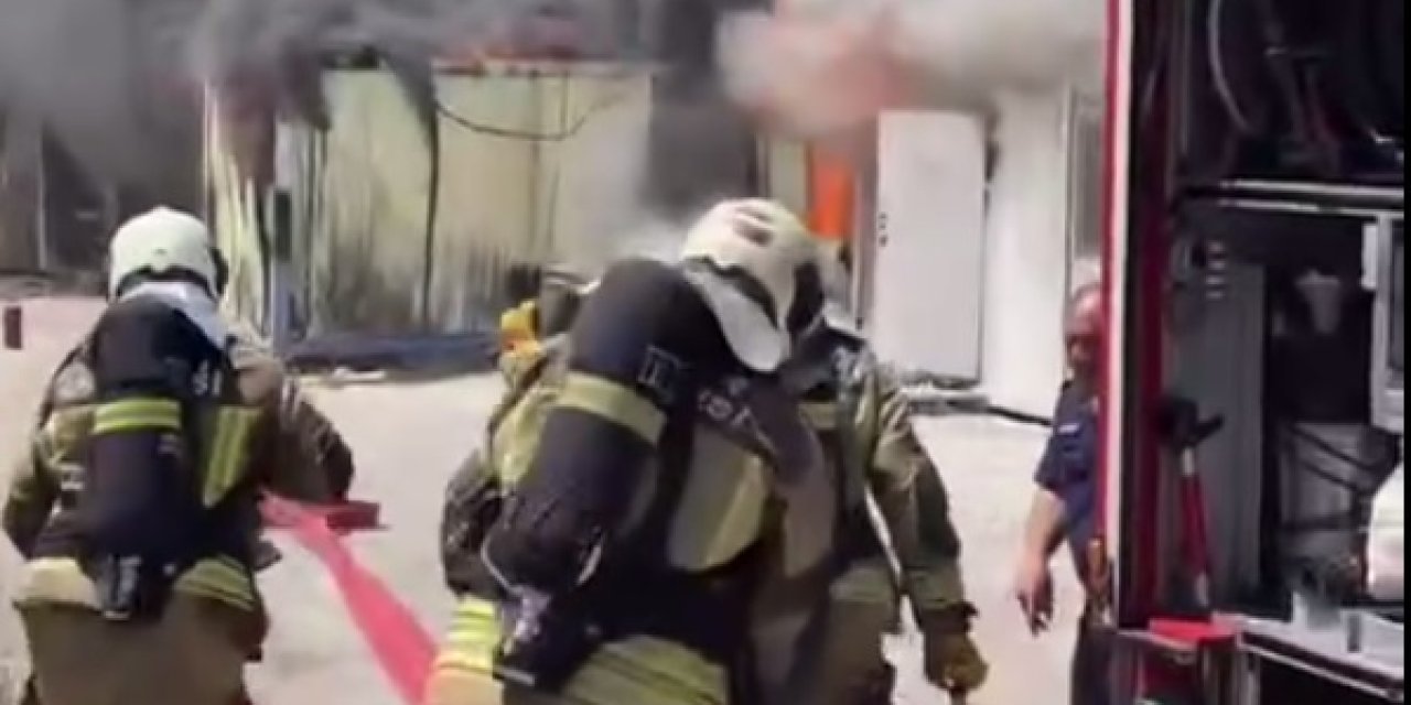 Ankara'da Şantiyede İşçilerin Kullandığı Konteynerler Yandı