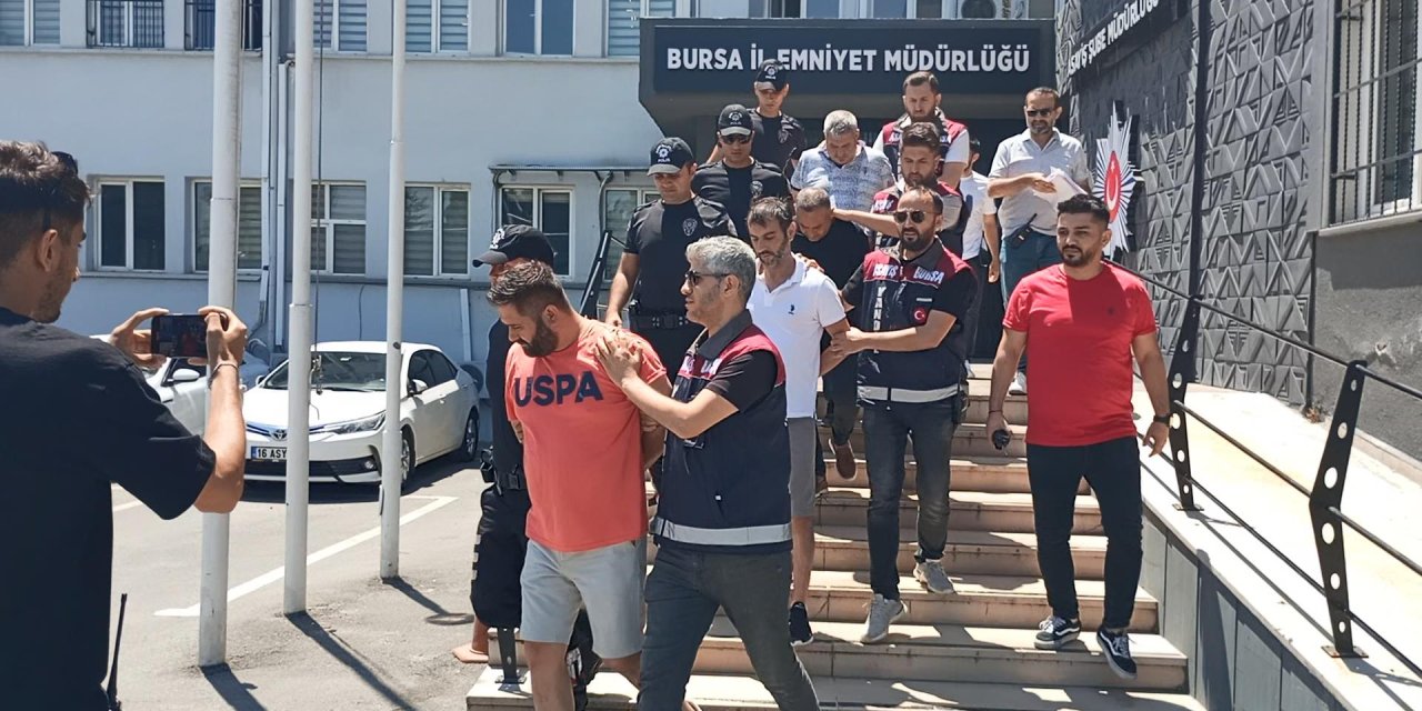 Canlı Hayvan Alım İlanıyla Besicileri Dolandıran 4 Şüpheli Yakalandı