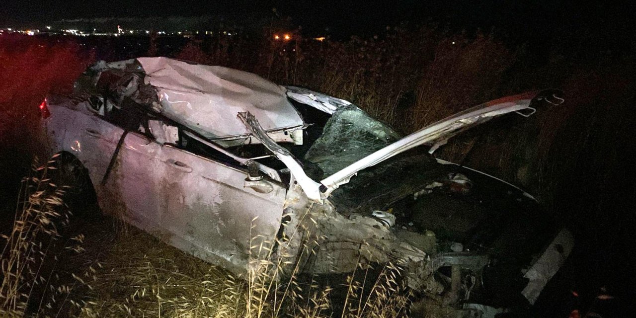 Kırklareli'de Otomobil İle Traktör Çarpıştı: 1 Ölü, 2 Yaralı