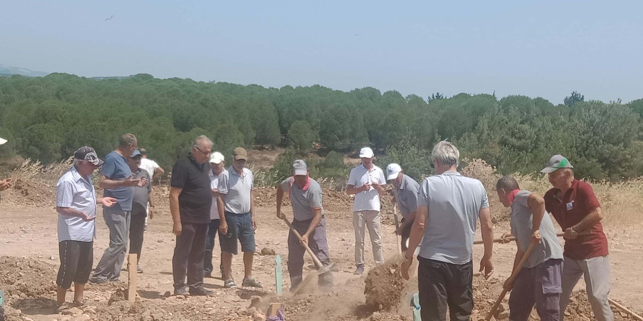 Ölümünden 11 Yıl Sonra Toprağa Verildi