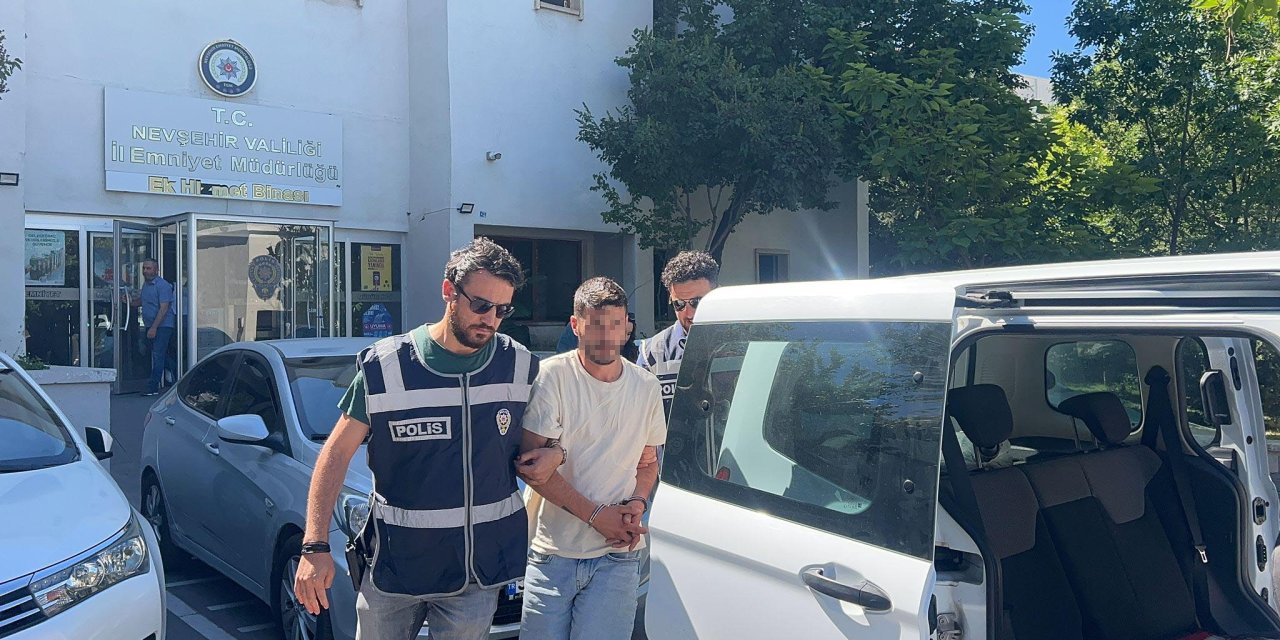 Emlakçıdan Topraktan Ev Satışı Vaadiyle 90 Milyon Tl'lik Vurgun; Anne Ve Oğlu Gözaltında