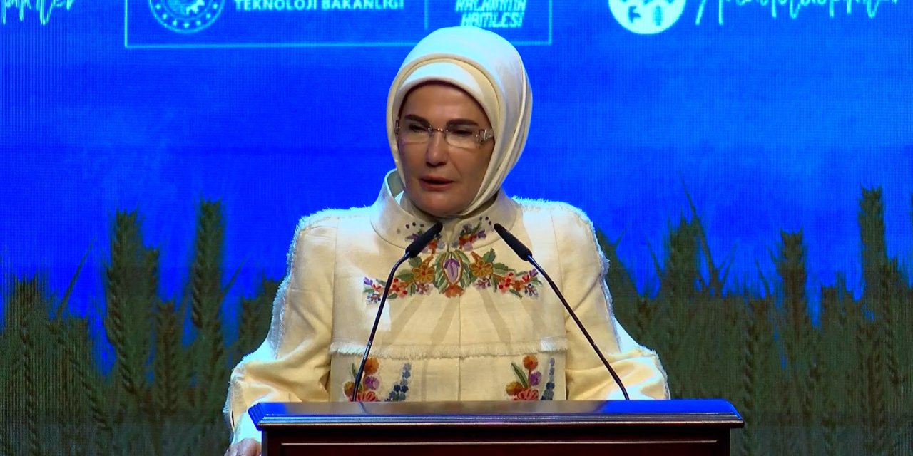 İstanbul- Emine Erdoğan: Yerel Ürünlerimizi Markalaştırarak Ulusal Kalkınmayı Desteklemeyi Hedefliyoruz (Ek Fotoğraflar)