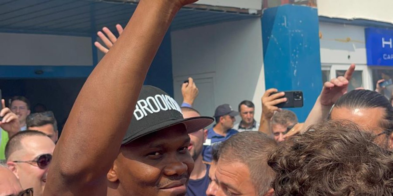 Trabzon’da Nwakaeme'ye Coşkulu Karşılama