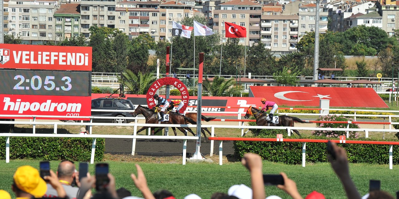 98. Gazi Koşusu'nu Akın Sözen'in Jokeyliğini Yaptığı "Dragon Flame" Kazandı (Fotoğraf Eklendi)