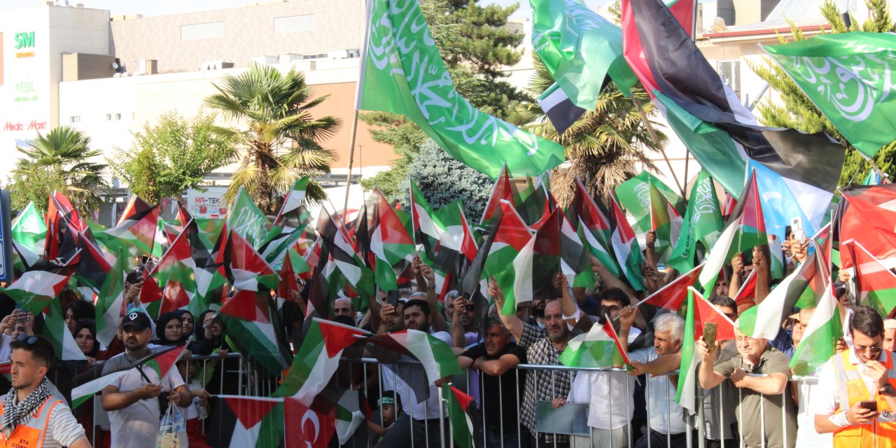 Malatya'da, 'Büyük Gazze Mitingi' Düzenlendi