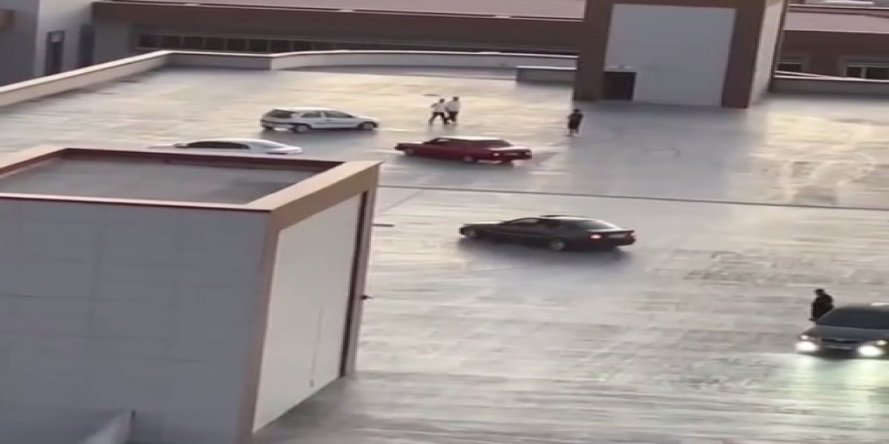 Ankara'da Hastane Otoparkında Drift Yaptı; O Anlar Kamerada