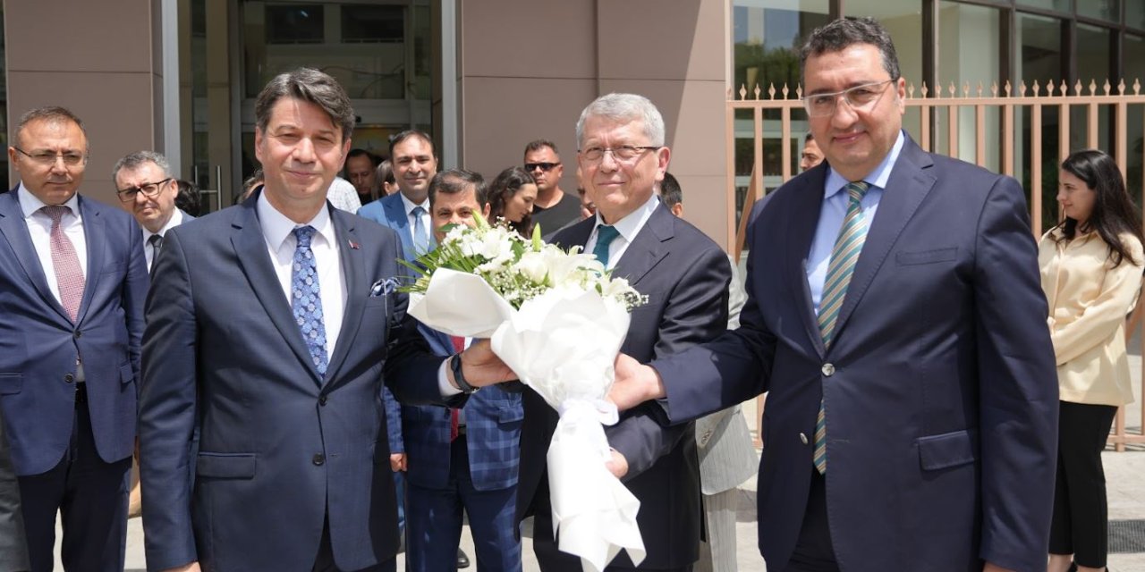 İstanbul- Bakırköy Adliyesi'nde Emekliye Ayrılan Başsavcı Vekili İçin Veda Töreni