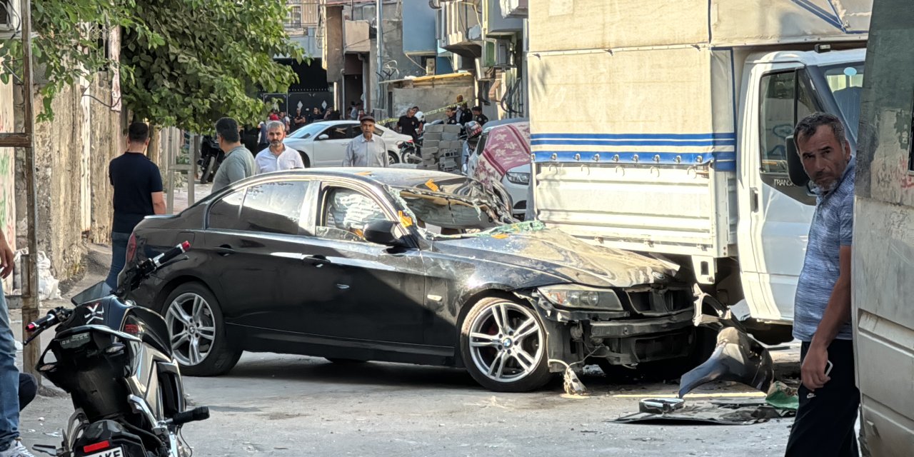 Motosikletle Takip Ettikleri Sürücüyü, Tabancayla Başından Vurdular