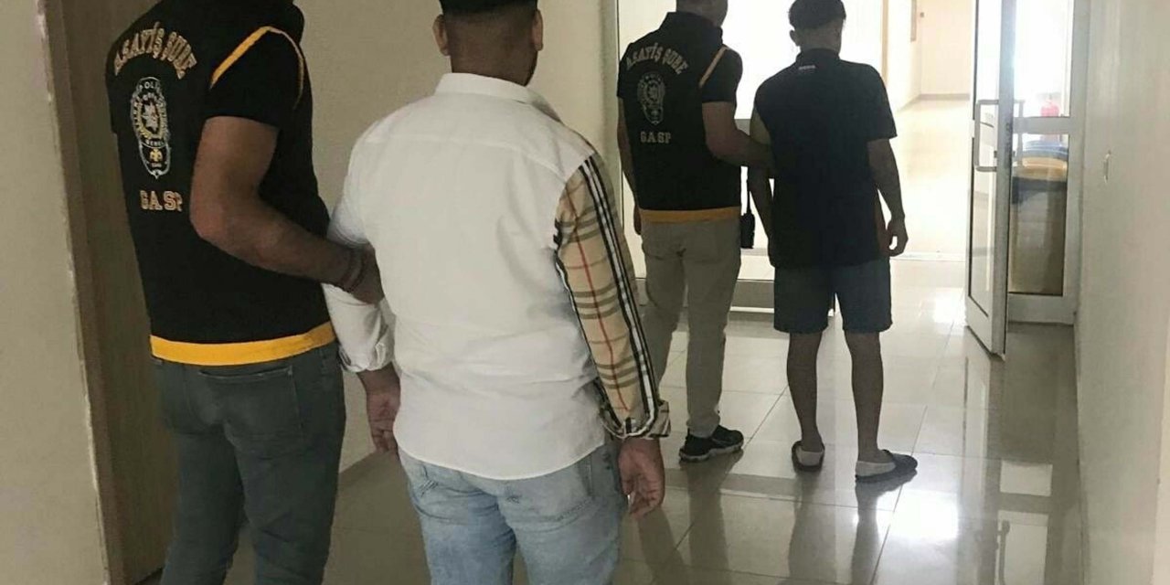 Havaya Ateş Açtıkları Anları Sosyal Medyadan Paylaşan 3 Kişi Yakalandı