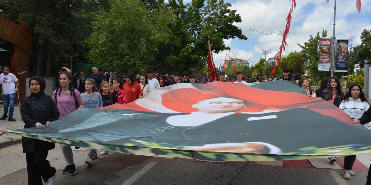 Atatürk'ün Erzurum'a Gelişinin 105'inci Yıl Dönümü Kutlandı