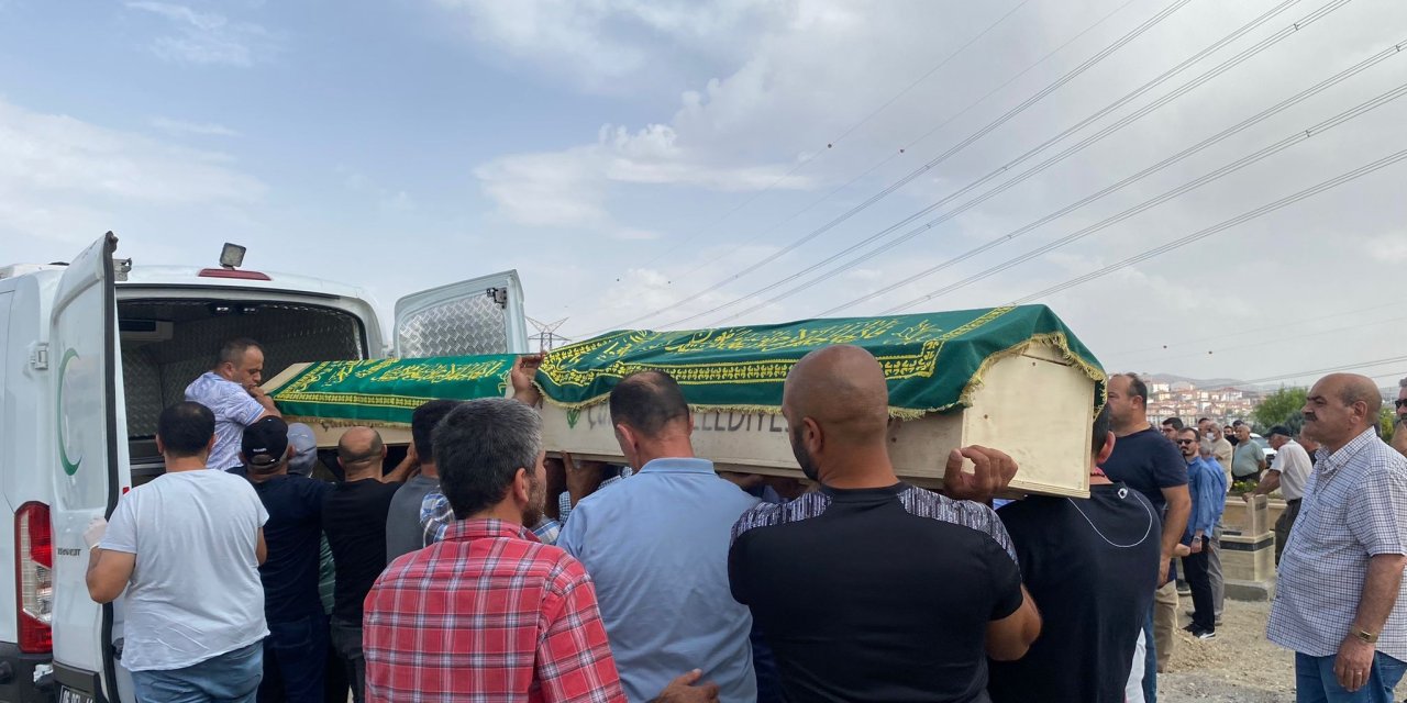 Rehin Aldığı Çocuklarını Öldürüp Yaşamına Son Veren Baba, Öncesinde Eşine Katliam Yapacağını Söylemiş (2)