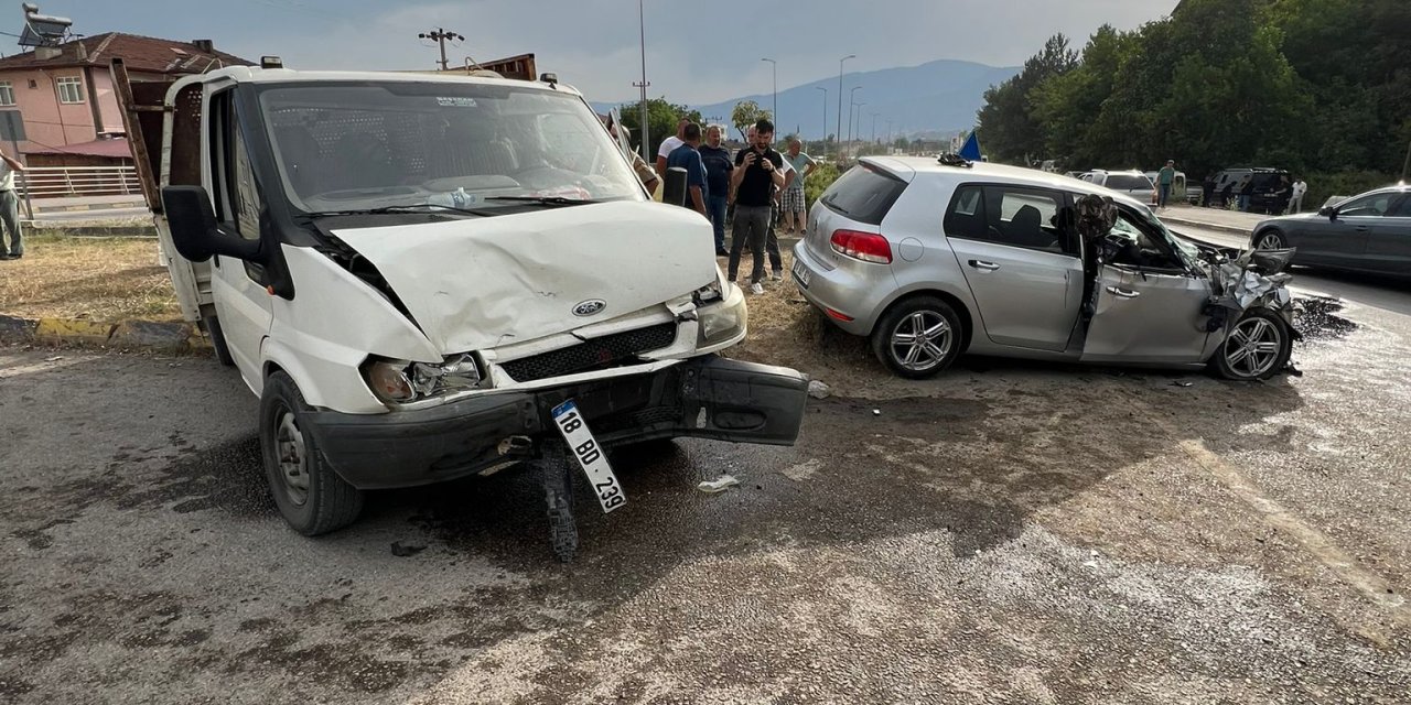 Karabük'te Zincirleme Kaza: 4 Yaralı