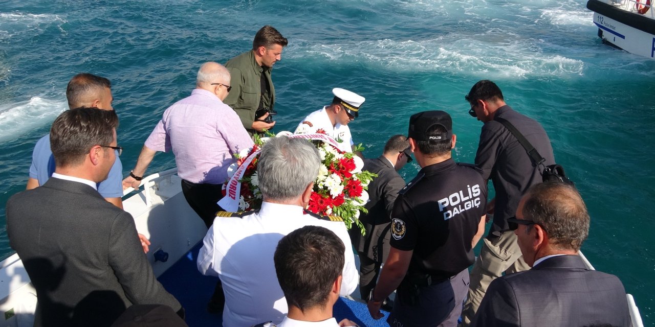 Van'da Denizcilik Ve Kabotaj Bayramı Kutlamalarında Tekne Turu Düzenlendi