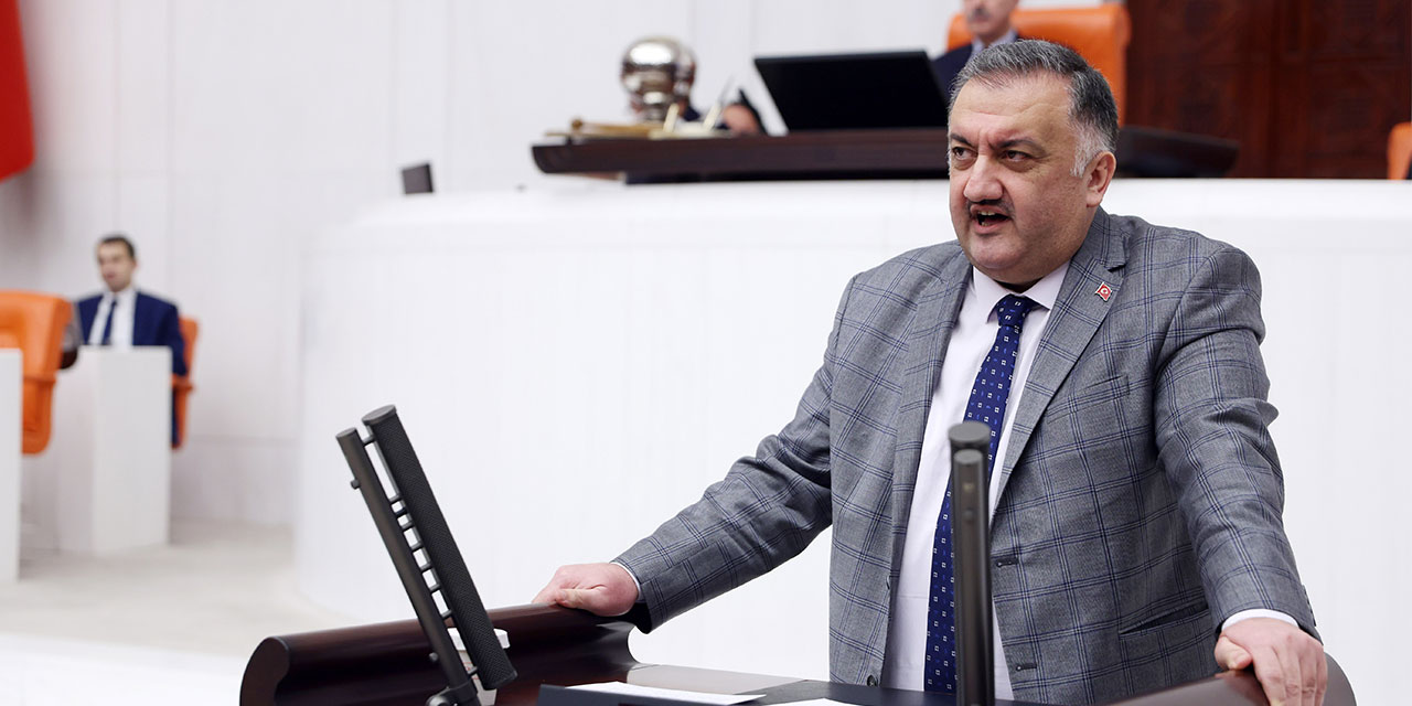 DEVA Partili Karal, Çukurovalı çiftçilere gönderilen ‘su yok, ekim yapmayın’ talimatını Meclis’e taşıdı