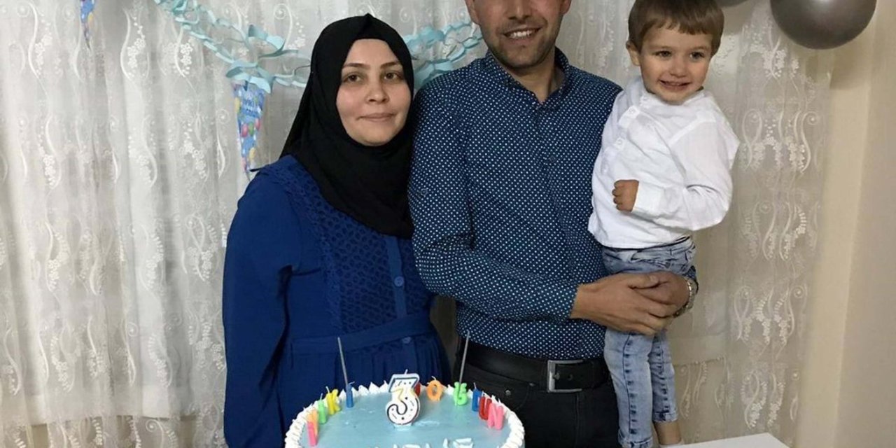 Bigadiç'te Otomobilin Ağaca Çarptığı Kazada Ölü Sayısı 3'e Çıktı