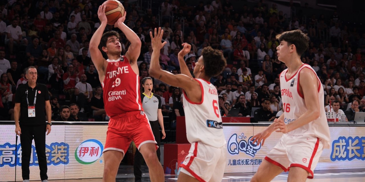 17 Yaş Altı Erkek Basketbol Milli Takımı, Dünya Kupası’nda Yarı Finalde