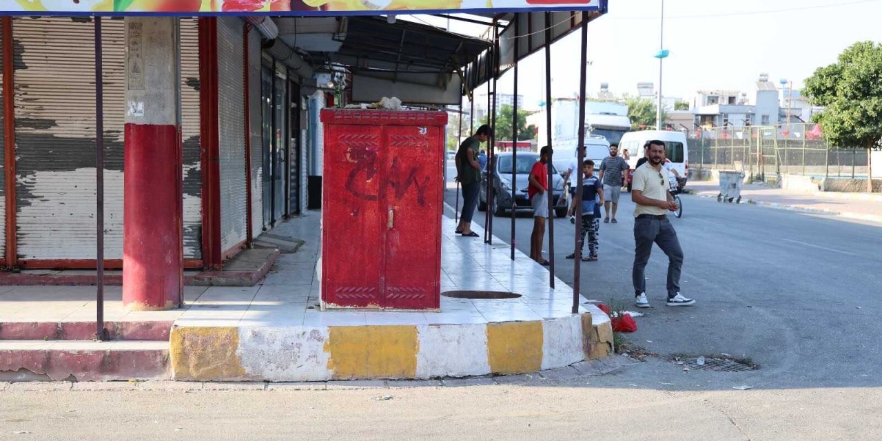 Adana'da Kalaşnikoflu Kavga: 1 Ölü, 1 Yaralı