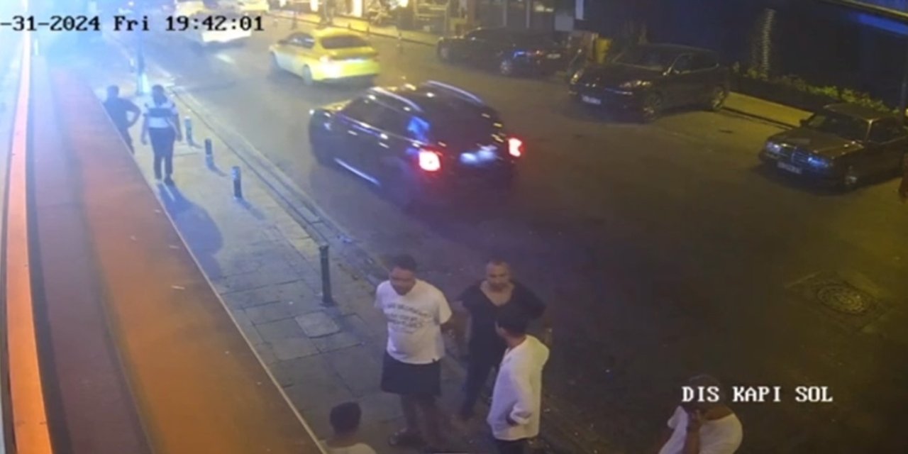 İstanbul- Kadıköy'de Eğlence Mekanından Çıkarılan Şüpheli Çalışanlara Ateş Etti