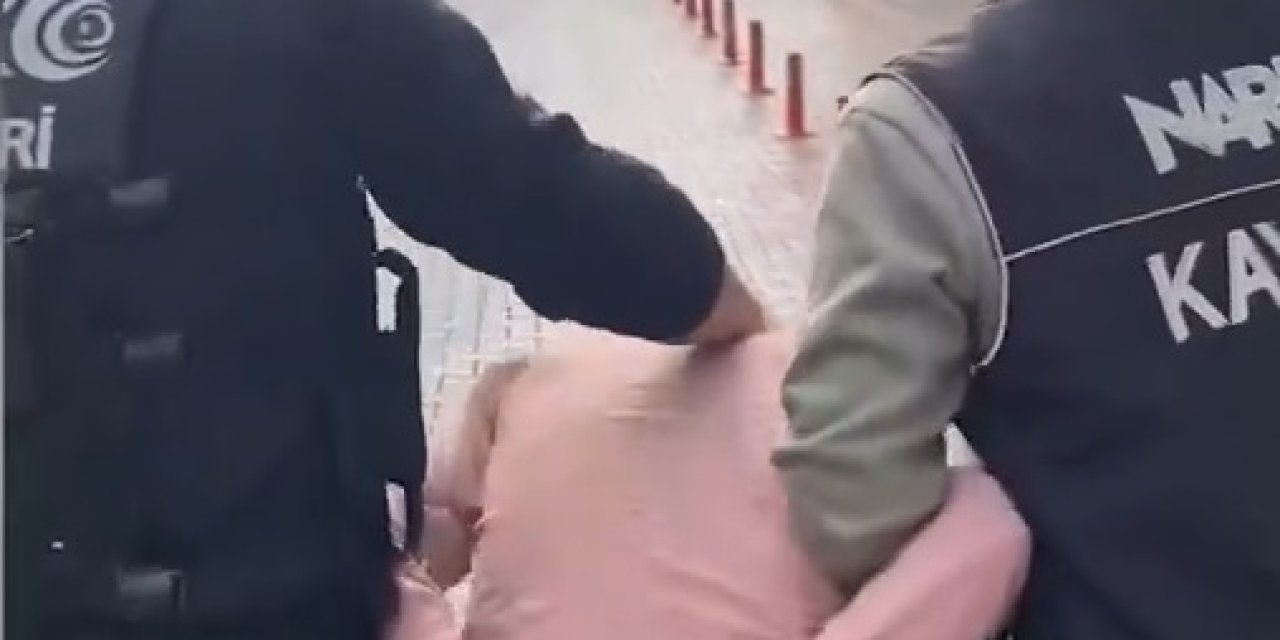 Trenle Geldiği Kenttte 5 Kilo Uyuşturucu İle Yakalandı