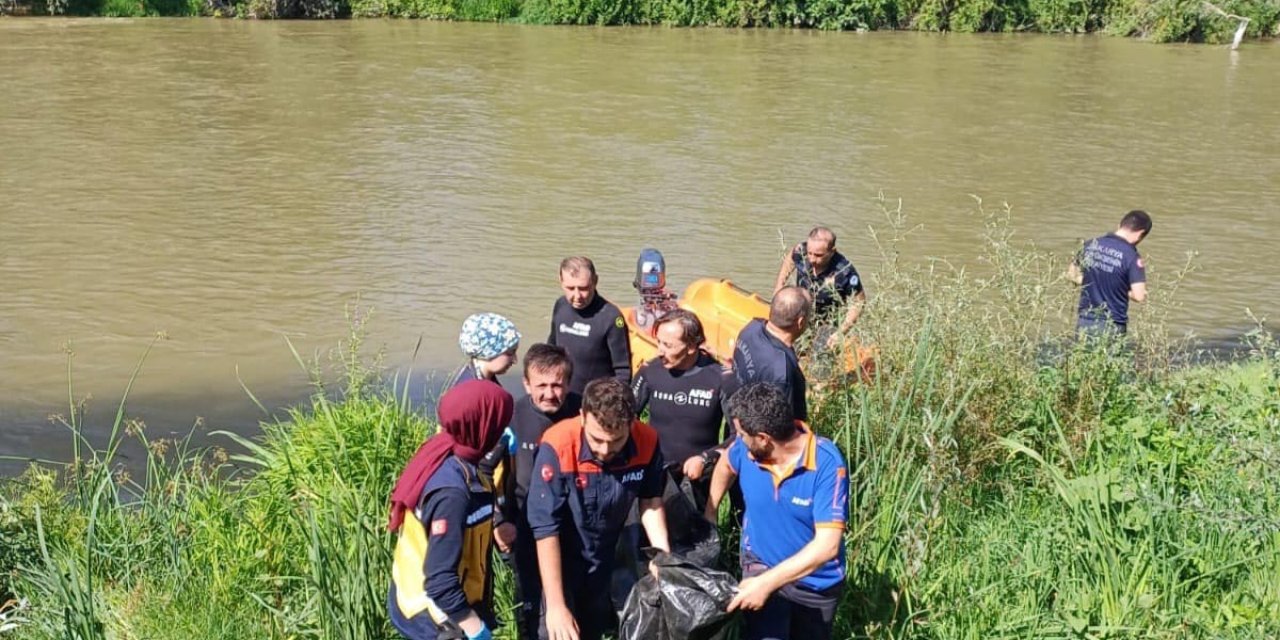 11 Yaşındaki Çocuk, Serinlemek İçin Girdiği Nehirde Boğuldu