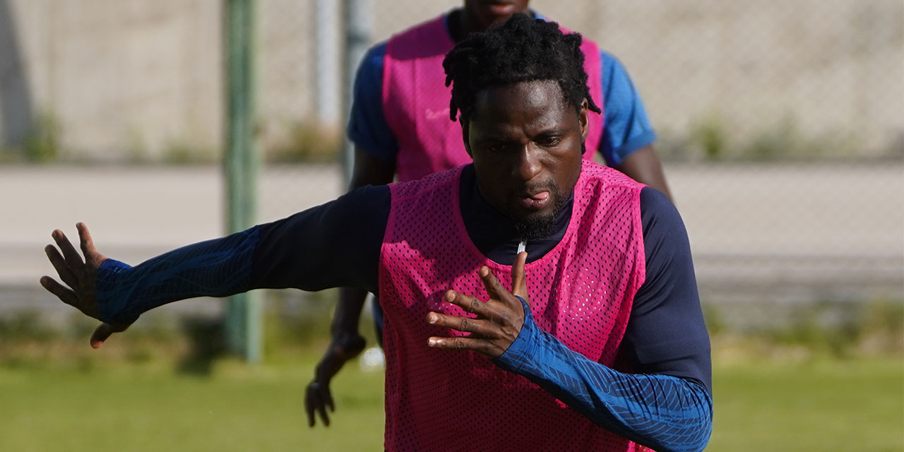 Çaykur Rizesporlu Akintola, yeni sezon için iddialı