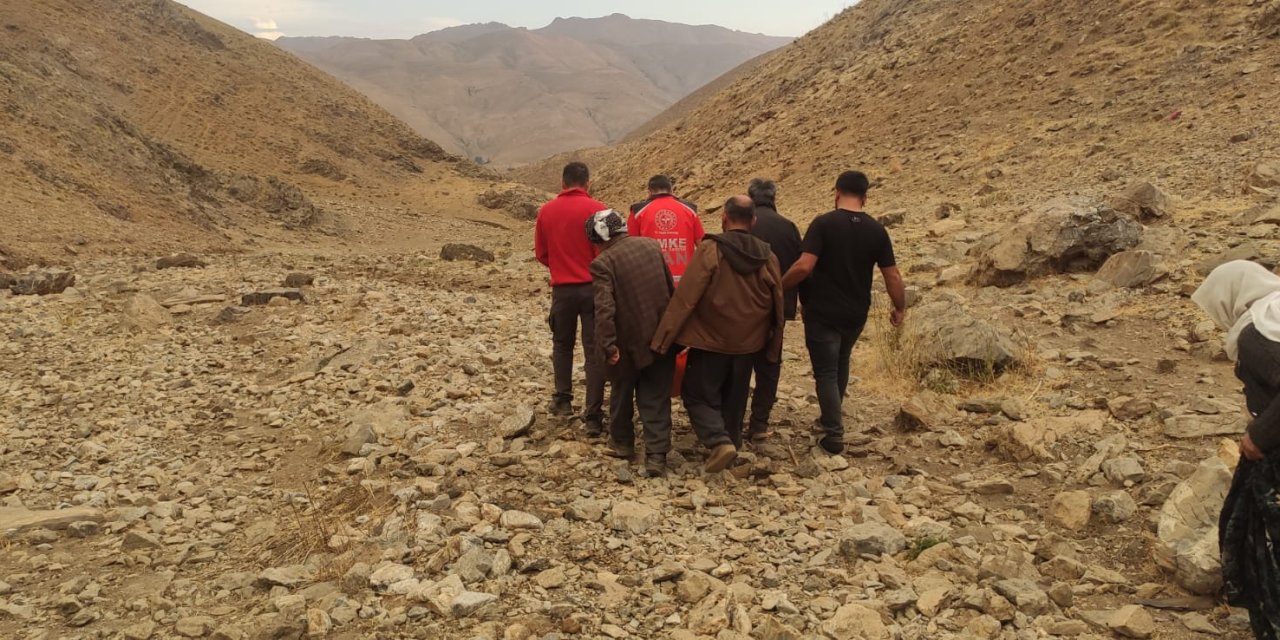 Yaylada Doğum Sancısı Tutan Kadına, Umke Ekibi 5 Kilometre Yürüyerek Ulaştı