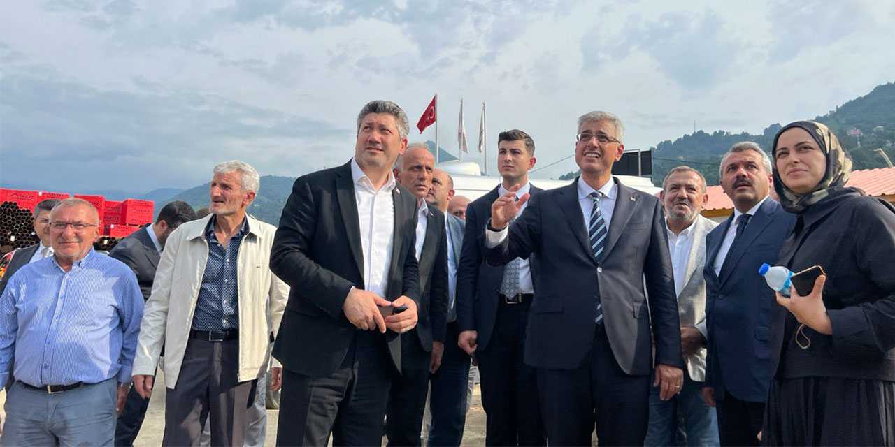 Sağlık Bakanı Memişoğlu Rize'de Yapılan Türkiye'nin En Modern Psikiyatri Hastanesi Şantiyesinde İnceleme Yaptı