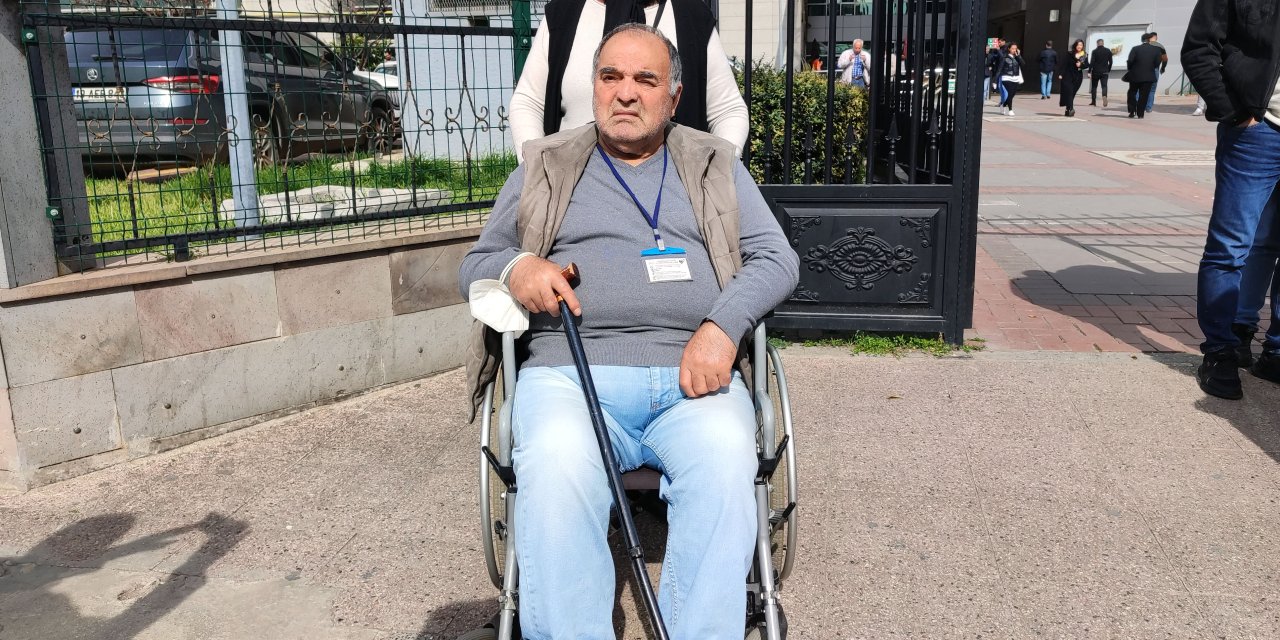 Okul Müdürü Babasıyla Belediye Otobüsündeki Çifti Darp Şüphelisi, Suçlamaları Kabul Etmedi