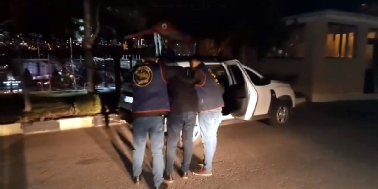 81 İlde Arama Kaydı Bulunan 4 Bin 466 Firari Yakalandı