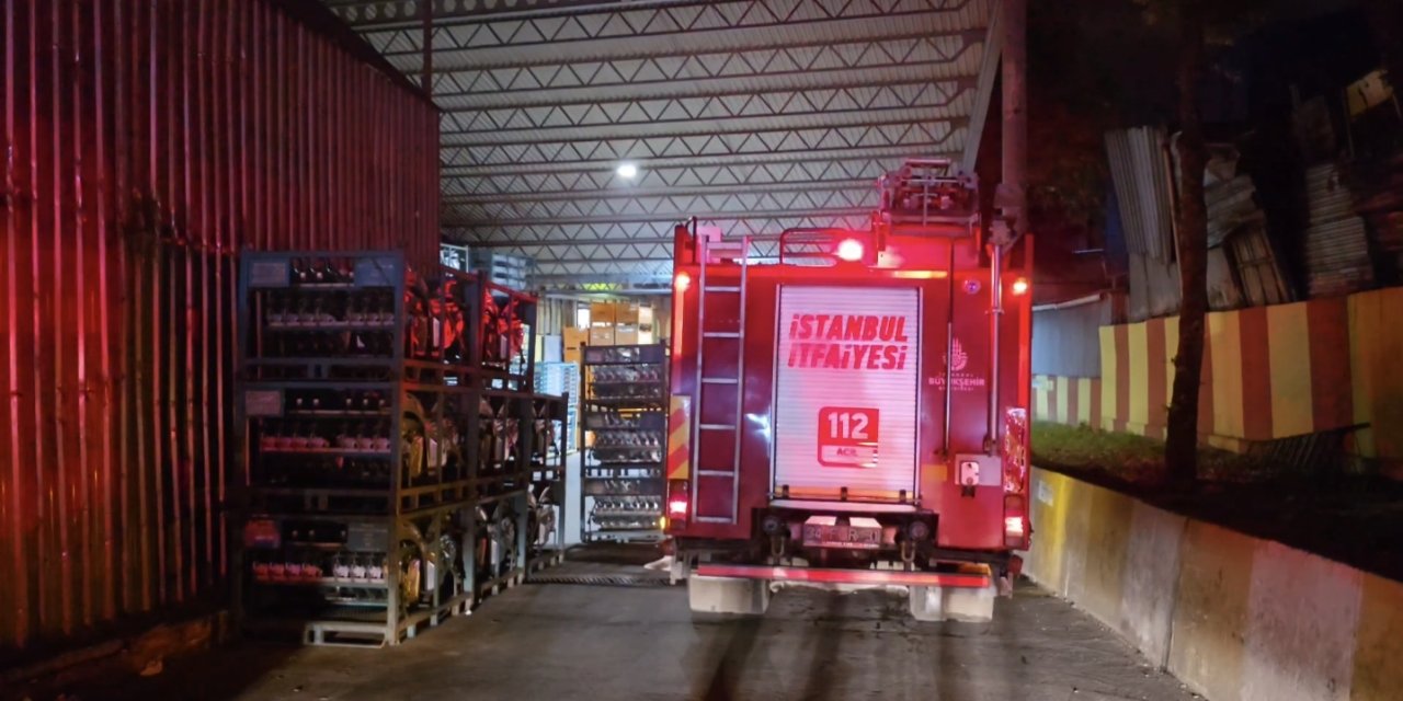 İstanbul - Pendik'te İşçinin Baskı Makinesine Sıkışan Eli Koptu