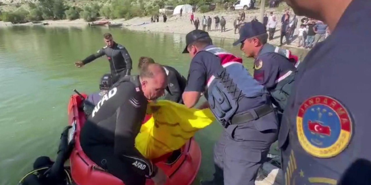Bedirhan, Serinlemek İçin Girdiği Baraj Gölünde Boğuldu