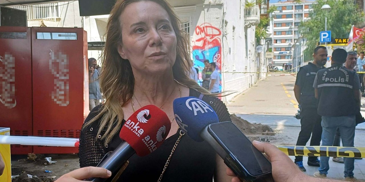 İzmir'de Sağanak Sırasında Sokakta 2 Kişinin Elektrik Akımına Kapıldığı Alanda İnceleme (5)