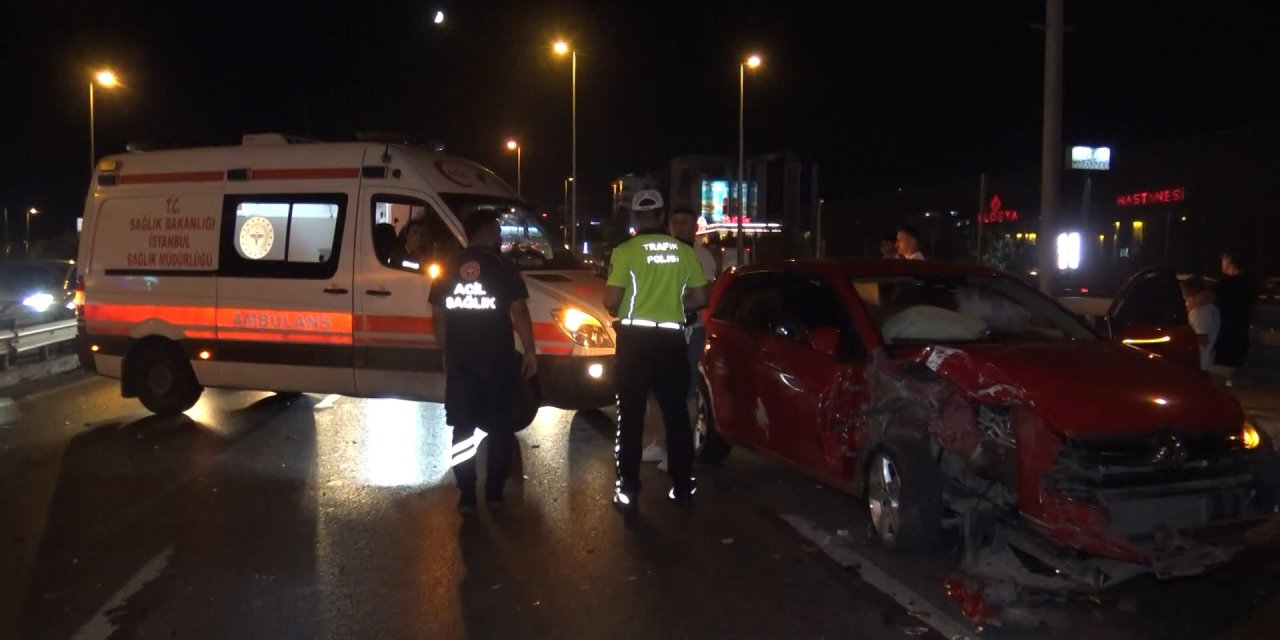 İstanbul- Avcılar’da D-100’ü Kilitleyen Zincirleme Kazada 1 Kişi Yaralandı