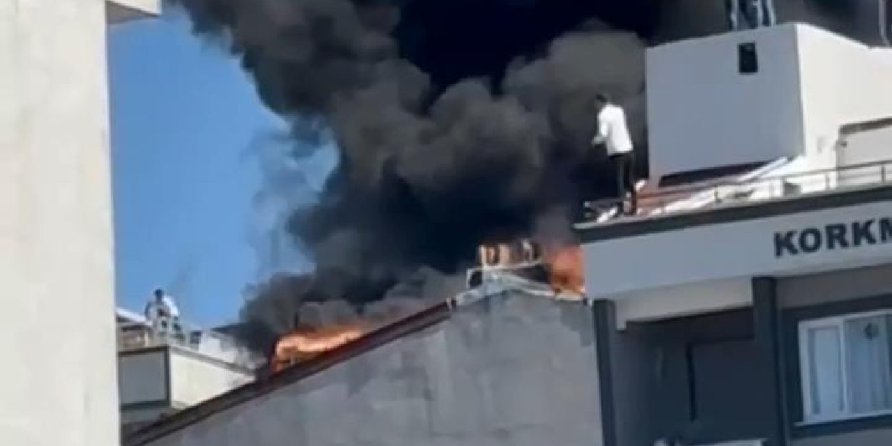 İstanbul - Arnavutköy’de Korkutan Yangın; Mahalleli Alevleri Söndürmek İçin Seferber Oldu