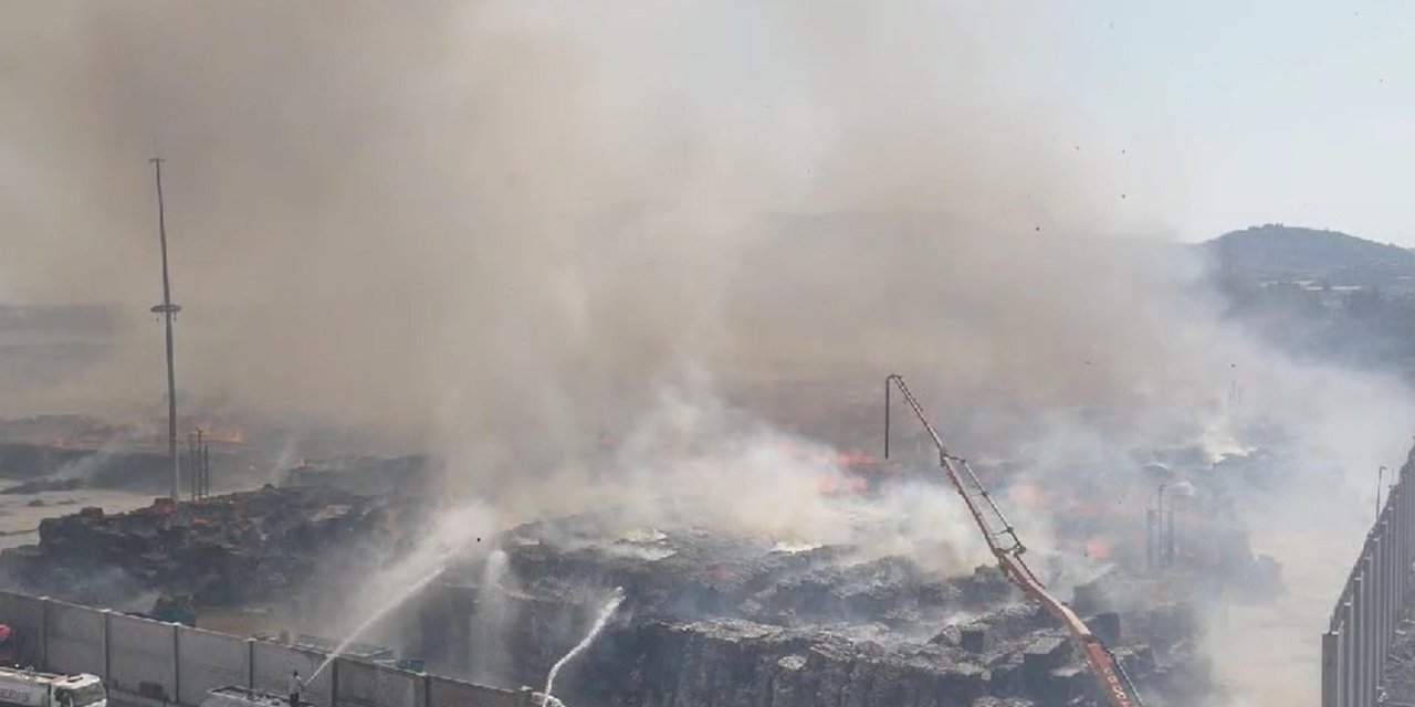Aydın'da Kağıt Fabrikasındaki Yangın 3'üncü Gününde (4)