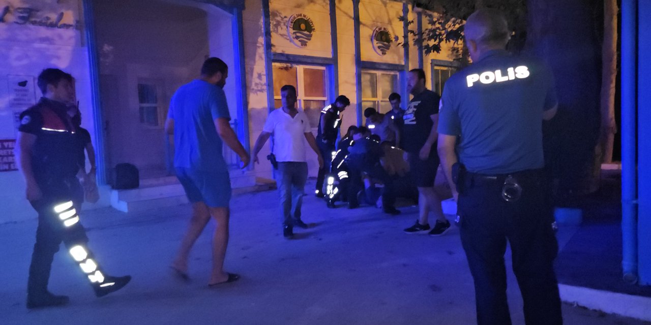 Plaj Görevlisi 'Tesisi Boşaltma' Tartışmasında Kurşun Yağdırdı: 2 Yaralı